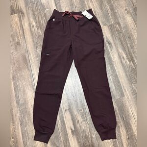 Figs jogger scrub pants NWT